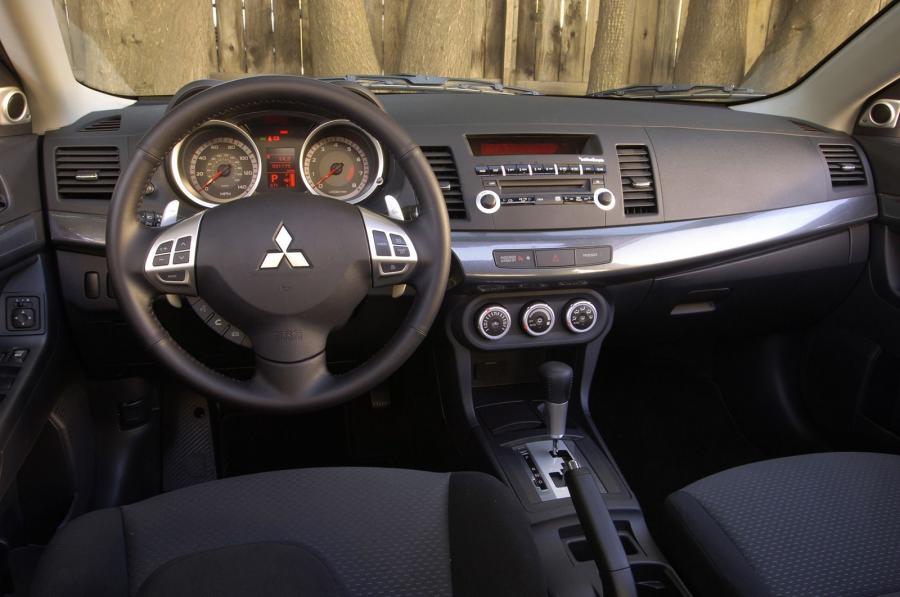  Mitsubishi Lancer 2007 года  (фото 94 из 104)